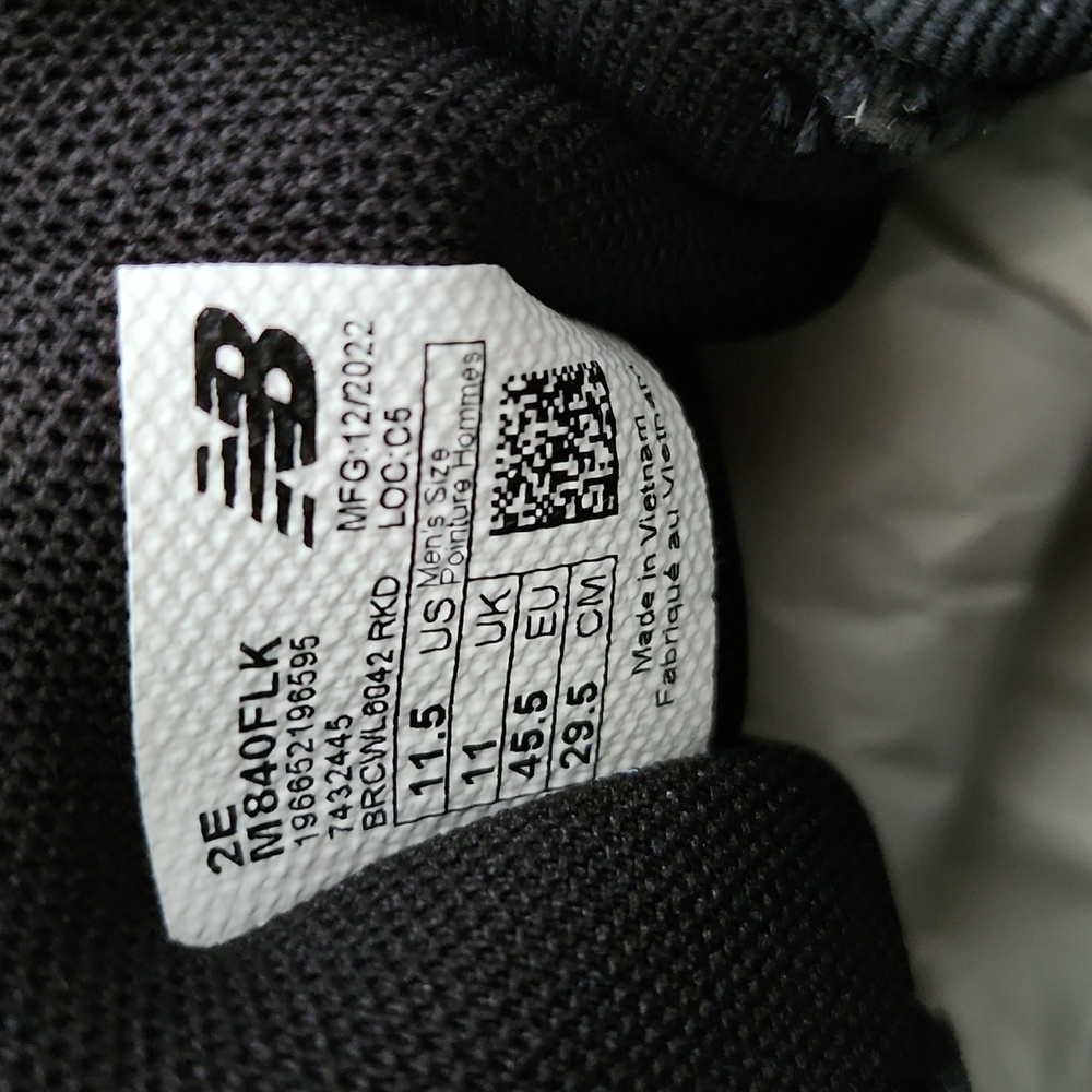 New Balance 840 NWOT Men's 11.5 Wide - Picture 2 of 6
